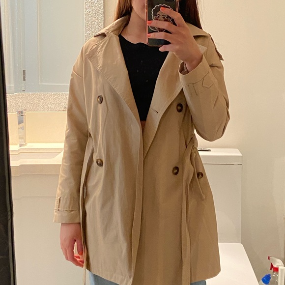 Trench Coat - Picture 2 of 2